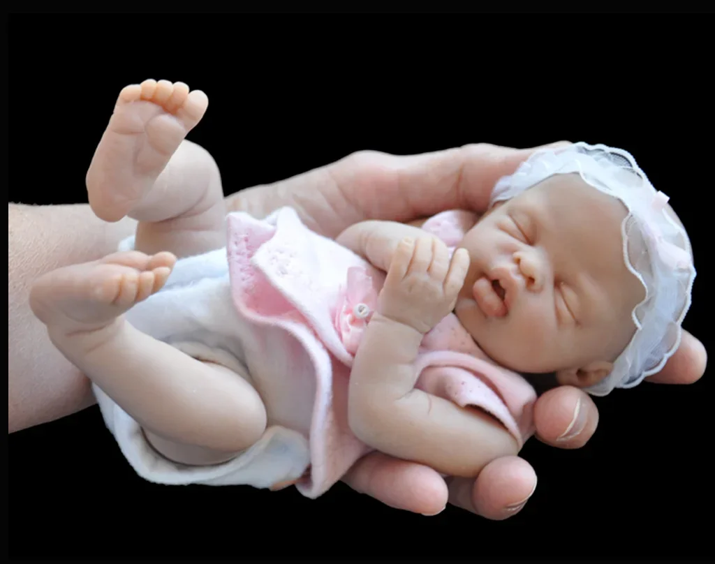 EGO Kit mini bambola Reborn Katie da 10 pollici Soft Touch Prototipi realistici Parti di bambola non finite