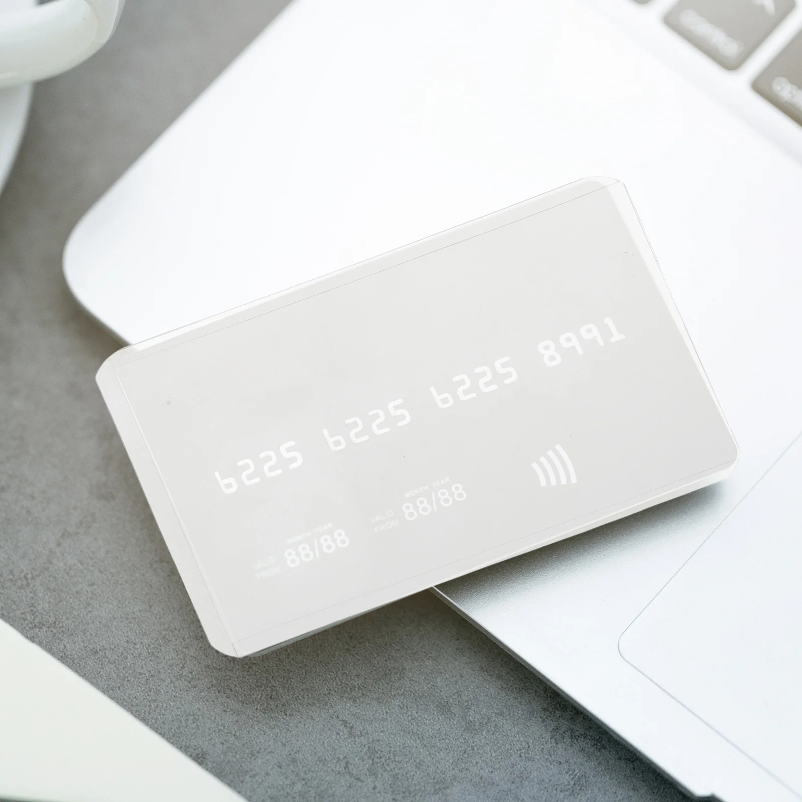 

Clear Plastic ID Holder 3pcs Transparent Card Badge Sleeves for Student Photo ID Work Office Travel Use