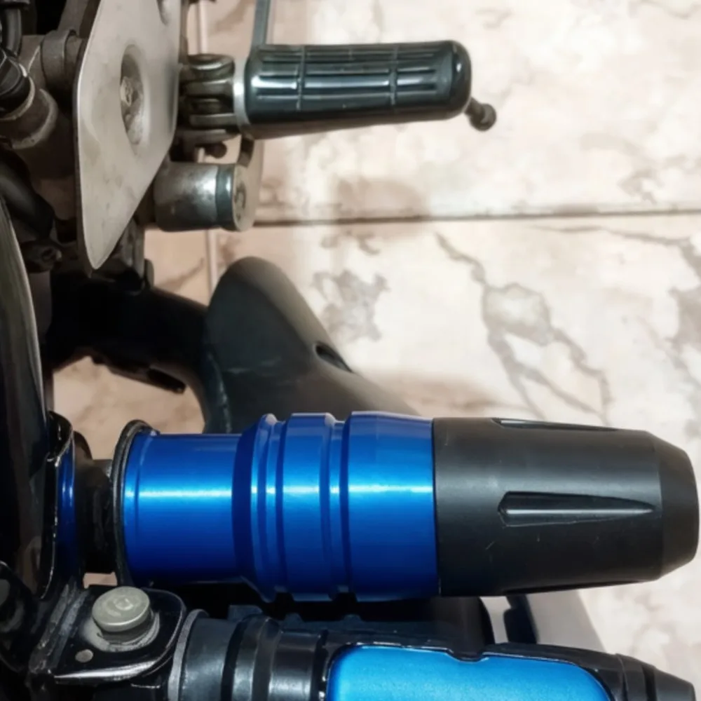 

For YAMAHA YZFR1 YZFR6 YZF-R3 YZFR3 YZF R3 Motorcycle Falling Protection CNC+POM Crash Pads Exhaust Sliders Crash Protector