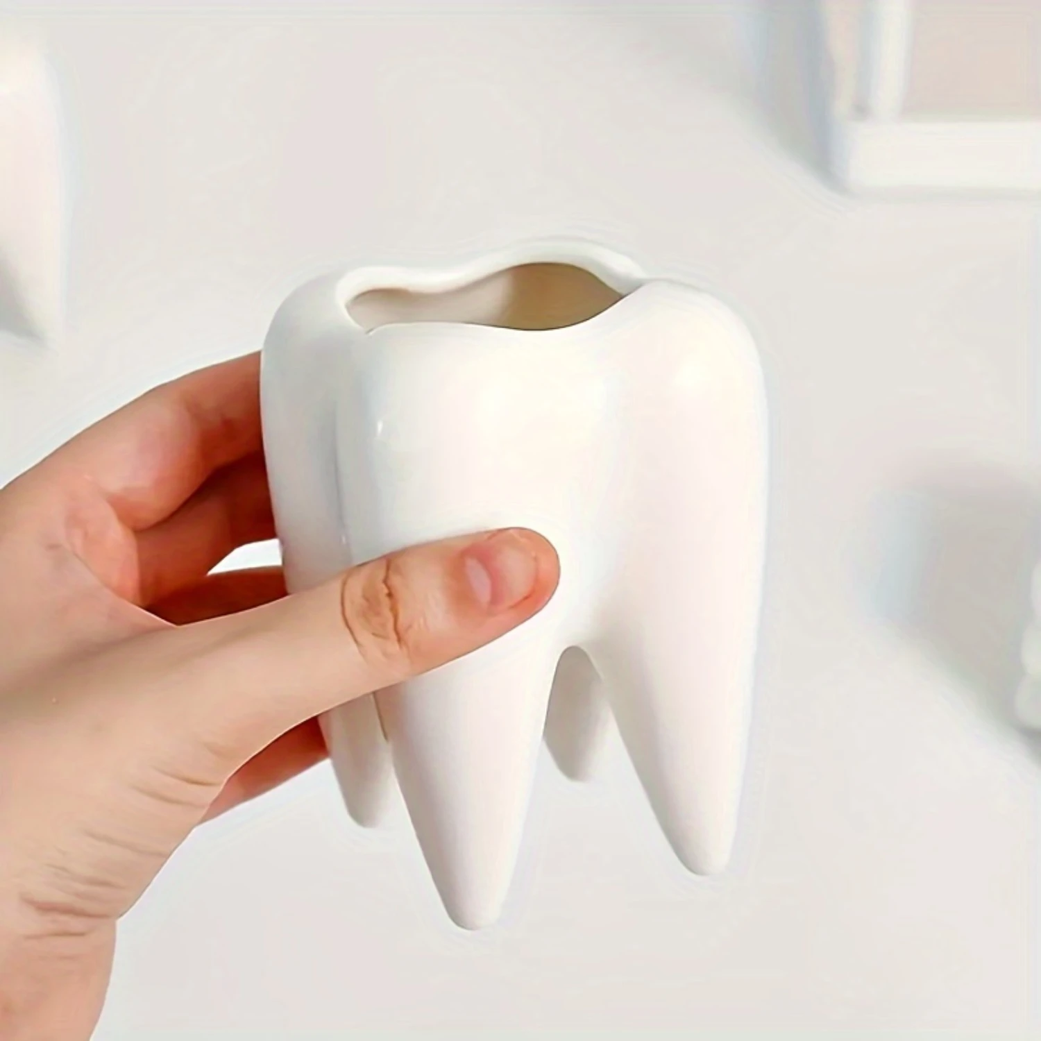 

Ceramic Art Toothbrush Holder - Creative Funny Tooth-Shaped Cup for Bathroom Decor - Tabletop Organizer for Toothbrushes and A