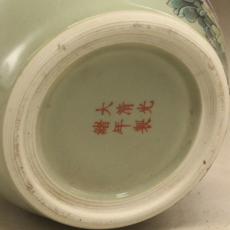 Vase ceramic pastel peony pattern antique porcelain, desktop old ornaments are suitable for living room study Bogu shelf Retro