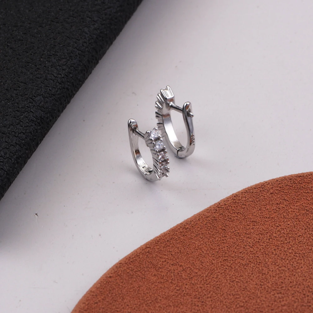

925 Sterling Silver Round Sparkling Diamond Earrings Fit For Original Minimalist Design Charming And Exquisite Women's Jewelry