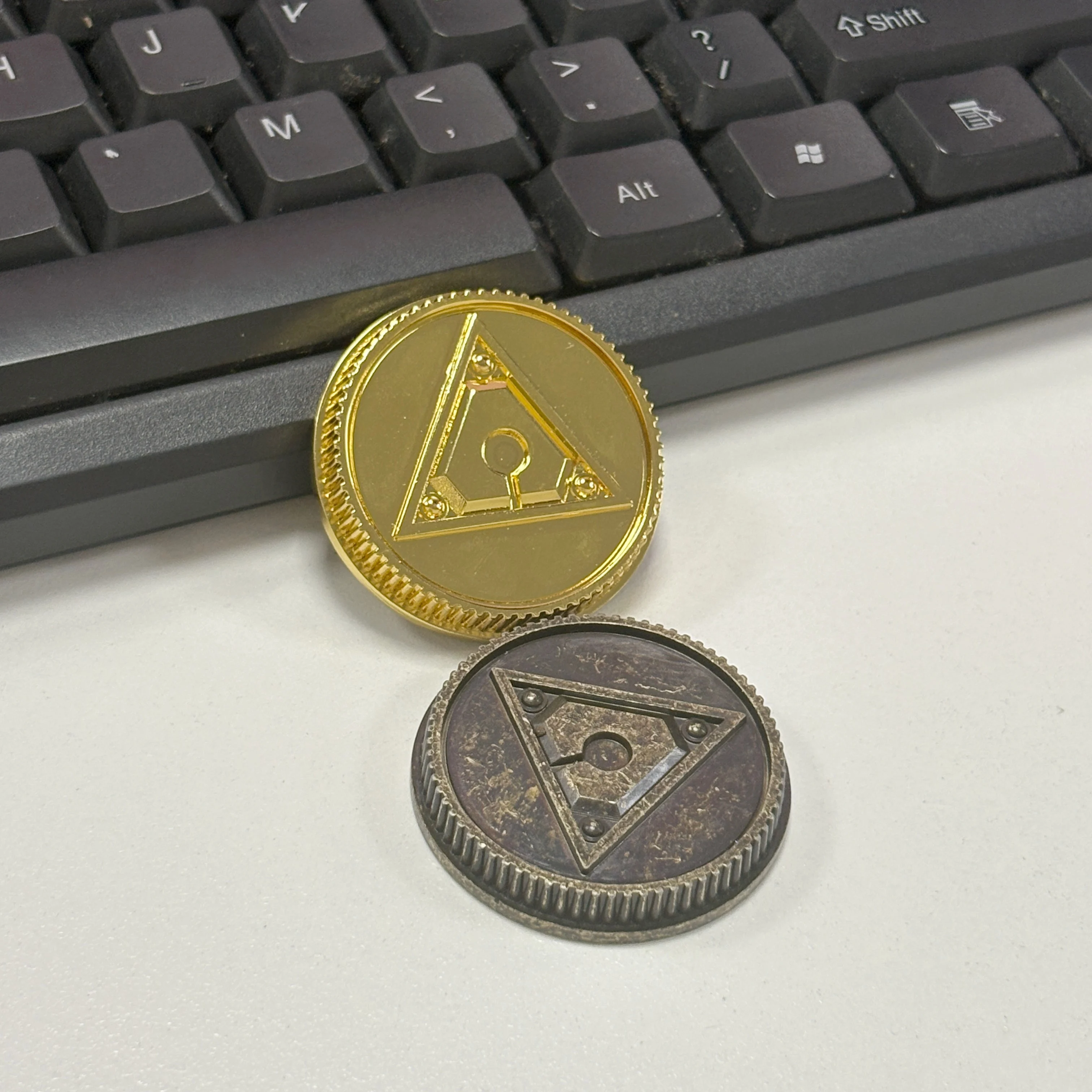 

TURBO Power Coin Fits Legacy Ranger Morpher Cosplay Prop Gold / Weathered Coin（Optional）