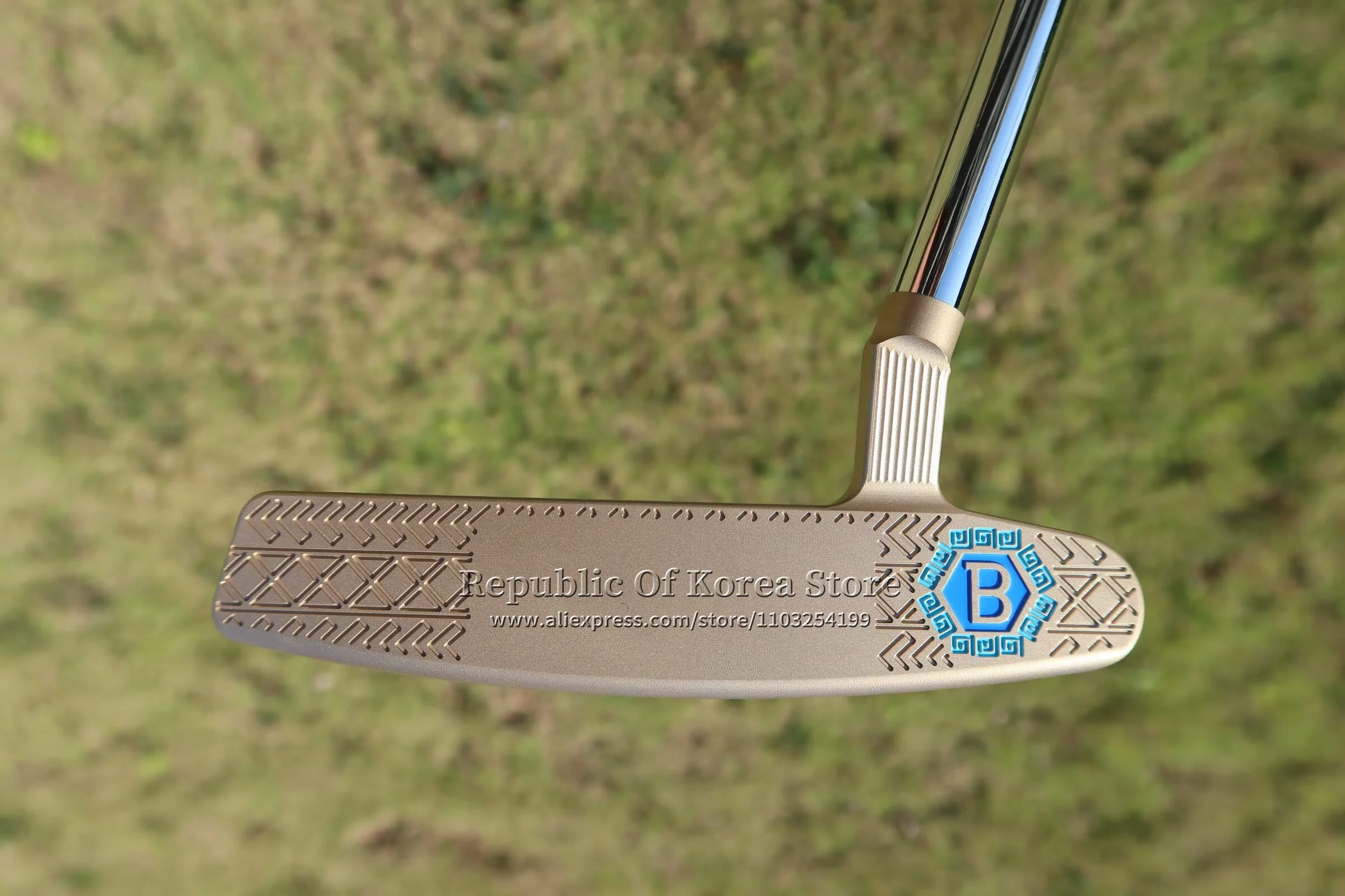 New Golf Clubs Beaked Bird Totem limited edition golf putter 32/33/34/35/36 Inch Steel Shaft With Head Cover view 5