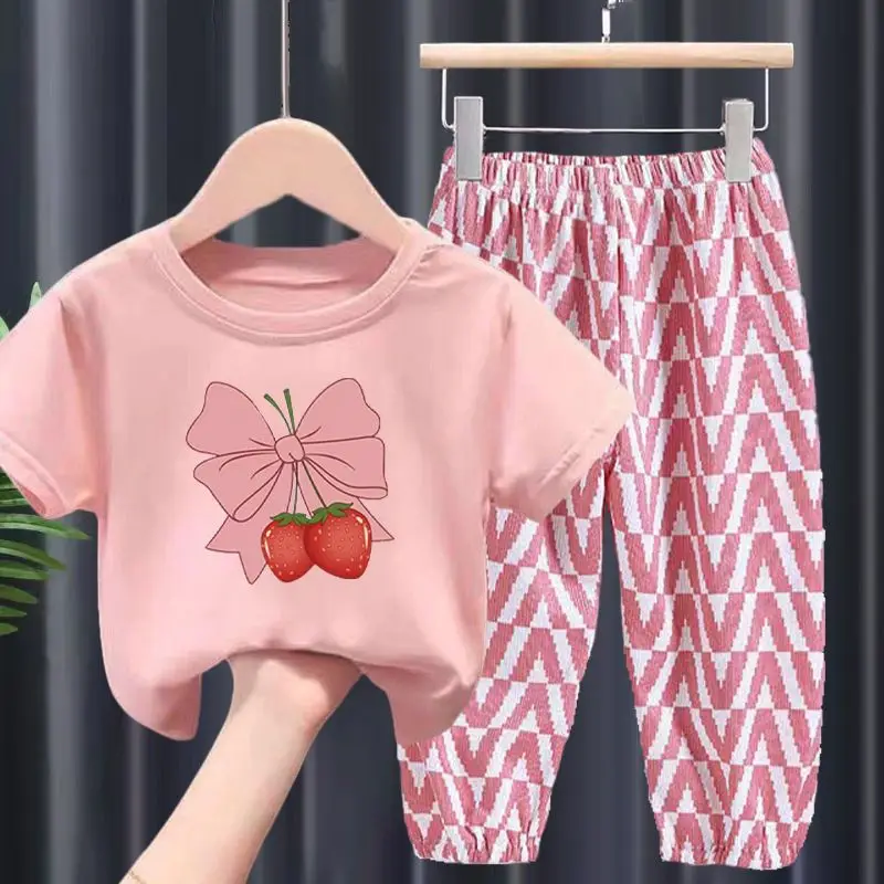 Fashion Children Girl Sets Summer Kids Casual Sportswear Strawberry Printed Shorts Sleeved Tops+pants 2Pcs Sets Kids Girl Suit