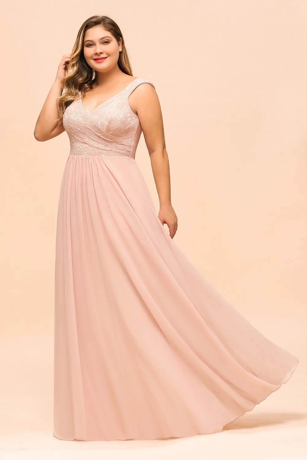 BABYONLINE Navy Blue Lace Bridesmaid Dress – Plus-Size V-Neck A-Line Gown with Flowy Chiffon Skirt for Weddings | Elegant Design