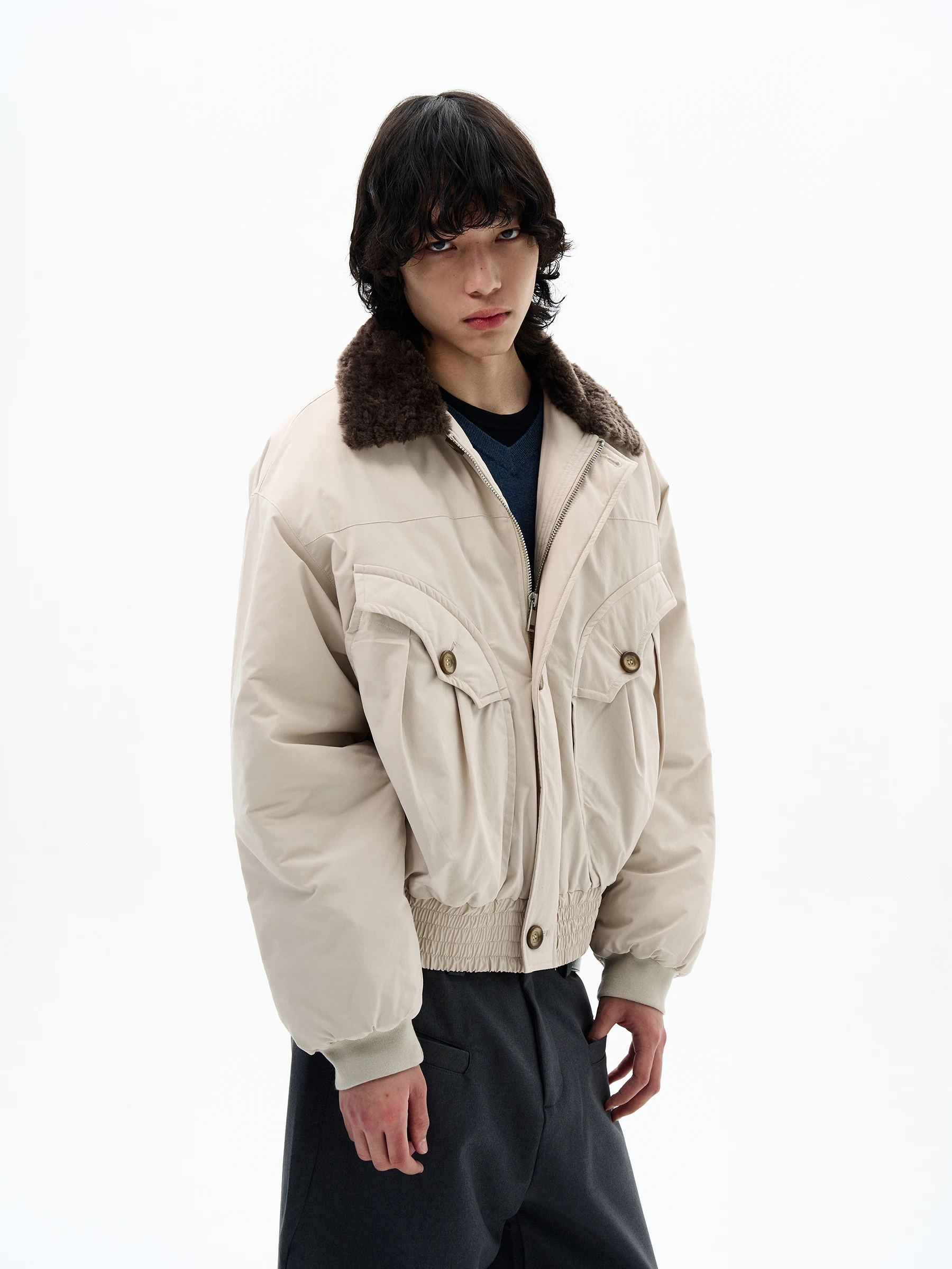 سترات رجالية بتصميم جيب كبير على الطراز الأمريكي سترات رجالية لخريف 2025 معاطف أنيقة جديدة ذات طية صدر السترة سترات مبطنة ذات أدوات راقية #3