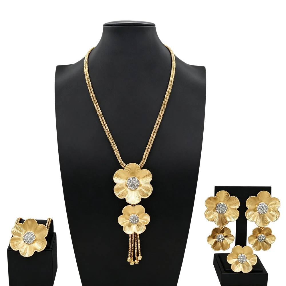 Textured Gold‑Tone Flower Tassel Jewelry Set Inlaid Crystal Pendant Necklace Bracelet Earring Ring Women Evening Formal Fashion