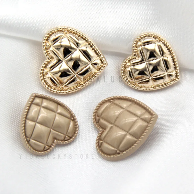 HENGC 10pcs 18/20/25mm Vintage Heart Gold Metal Buttons For Clothes Women Coat Blazer Suit Cute Decorations Sewing Accessories