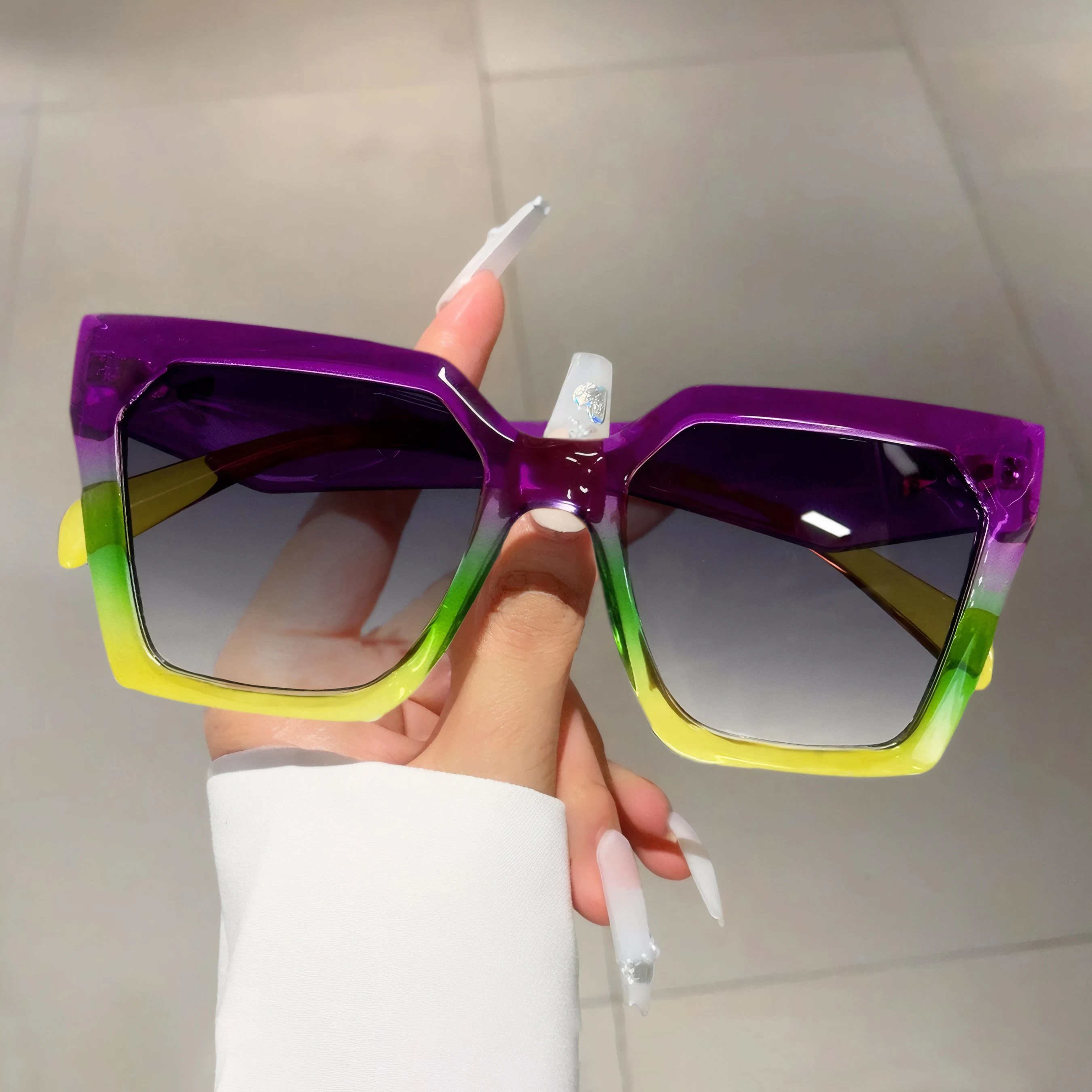 2025 New Oversize Square Frame Sunglasses for Women Trendy Fashion Style Colorful Frame Shades