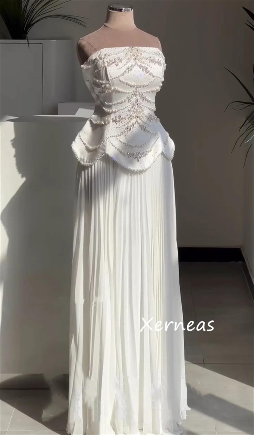 Customized Intricate Chiffon Pleat Pearl Sequined A-line Strapless Long Dresses Bespoke Occasion Homecoming Chinese Style