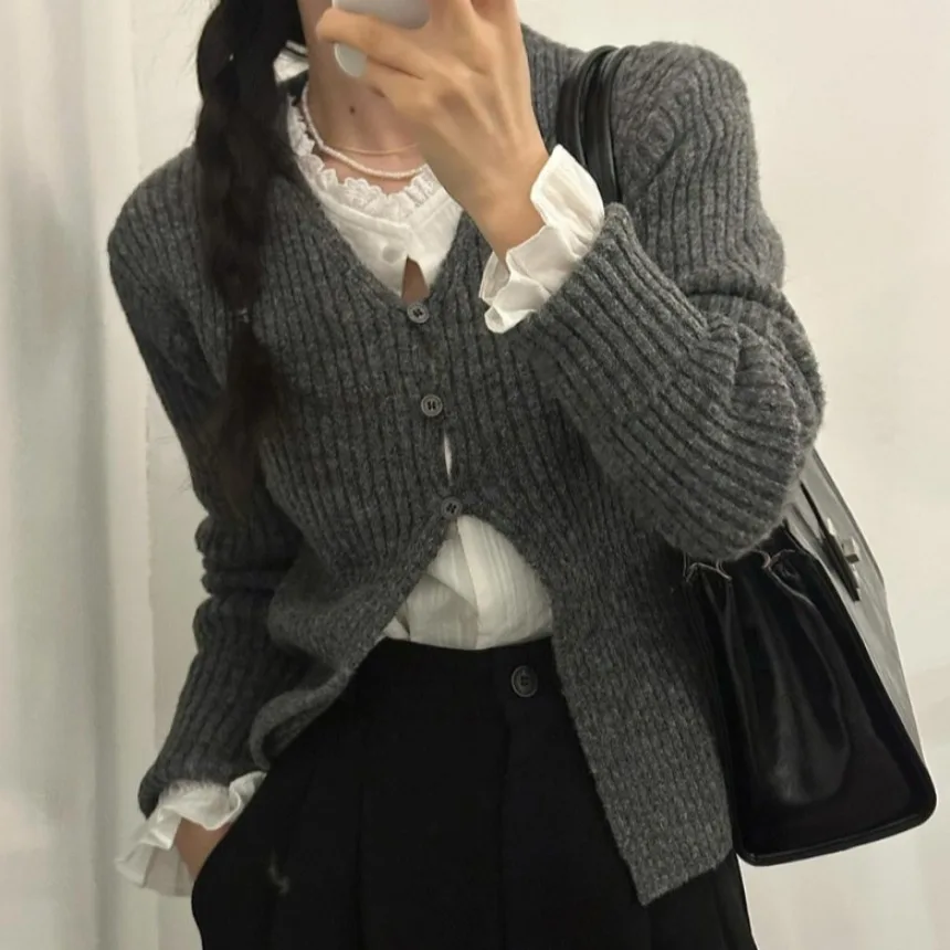 Pull tricoté chic vintage à bouton unique, élégance simple, design anti-âge, polyvalent, haut d'automne, mélange acrylique de qualité longue...