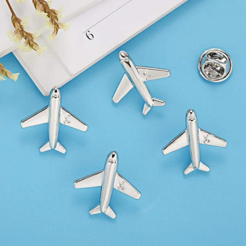 Vintage Cute Airplane Brooch Enamel Pin Cartoon Aircraft Brooch Women Men Backpack Clothes Coat Button Badge Jewelry Accessories