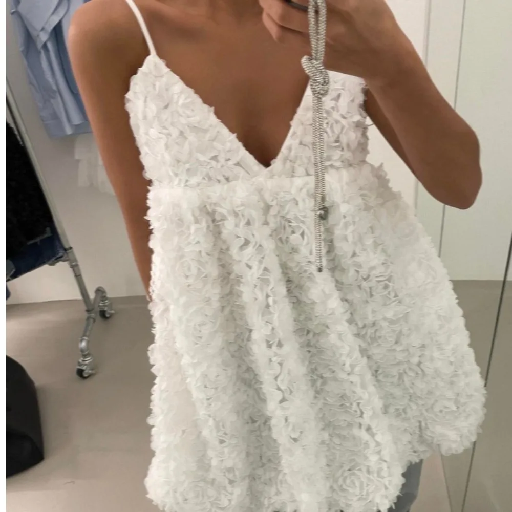 Fashionable Heavy Work 3D Hook Flower Strap Vest Women's Summer New Arrival Casual Style Mid-Length Outerwear V-Neck