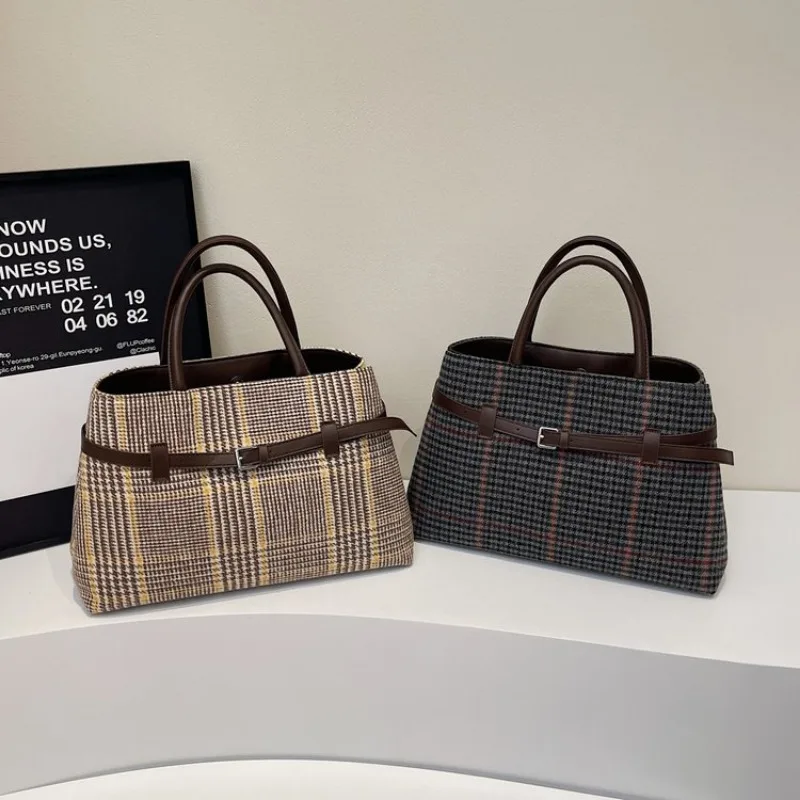 

Cute Fashion Crossbody Bag Ladies Daily Use Attractive Stylish Simple Versatile Casual Vibes Exquisite Practical Chic Trendy