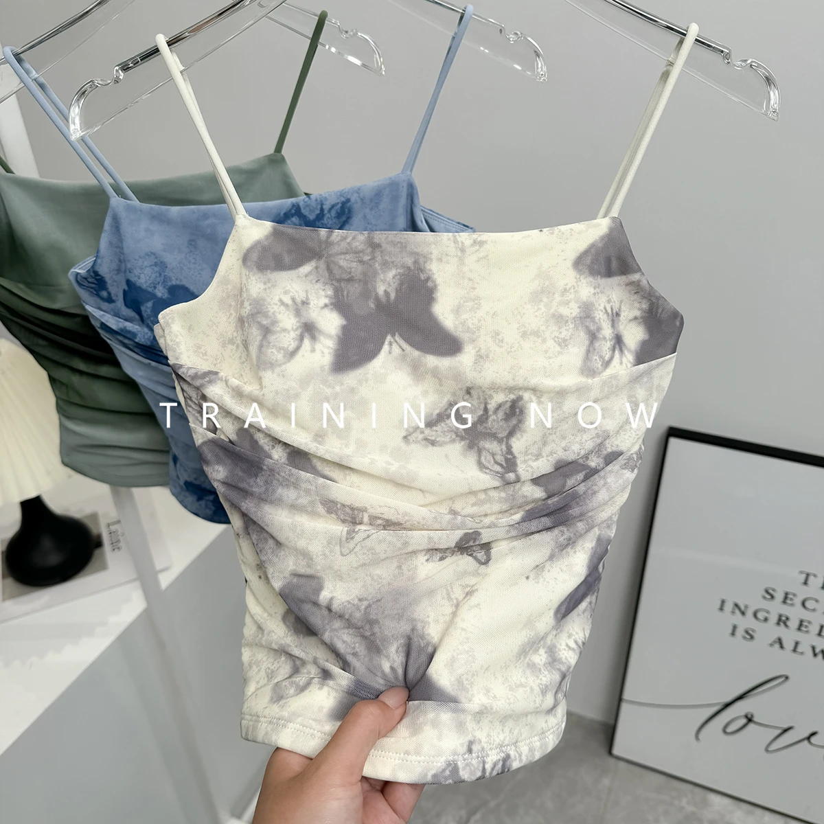 

Integrated high-intensity sports underwear for women in summer gathering yoga vest running shockproof fitness bra beautiful back