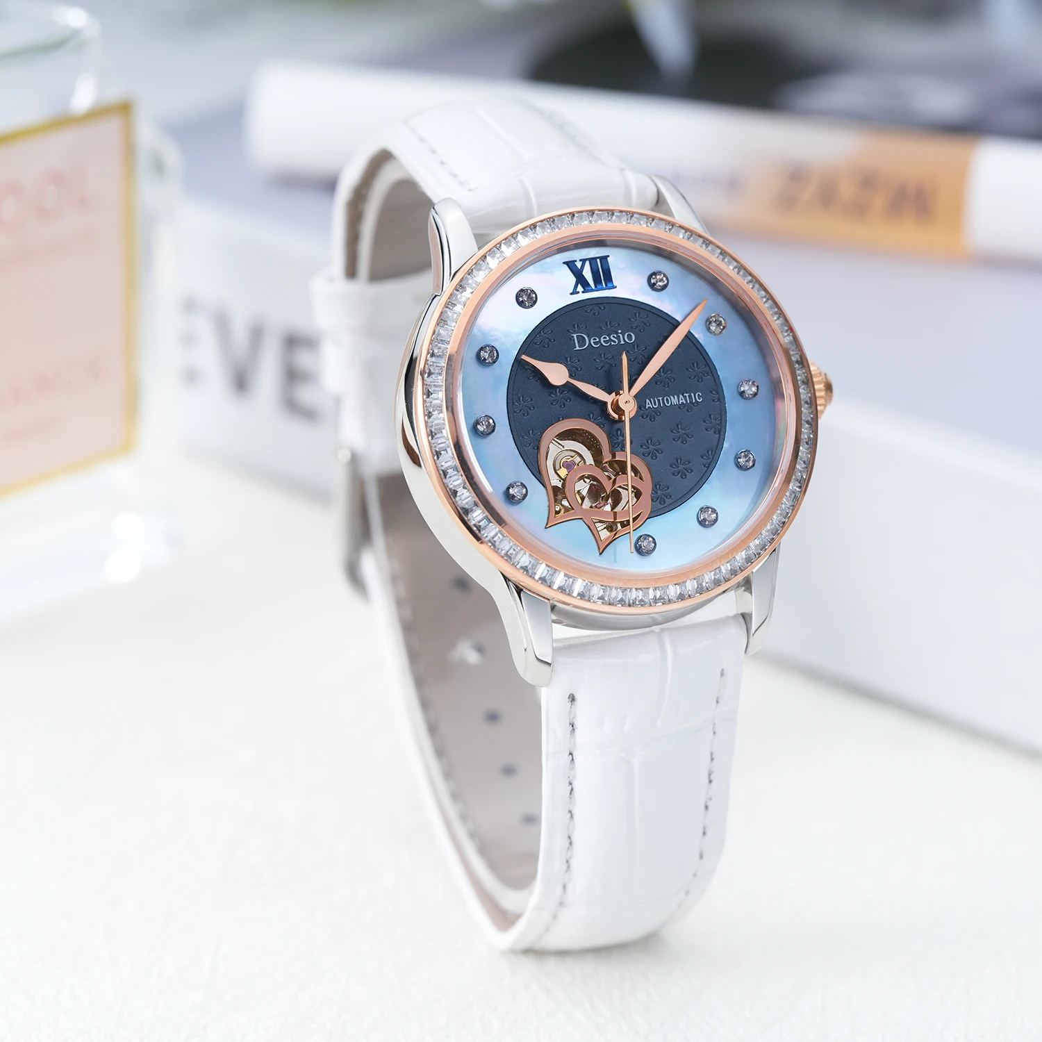 Deesio 여성용 하트 모양의 시계 스테인레스 스틸 - Luxury Watch Gift For Her 리뷰 및 가격