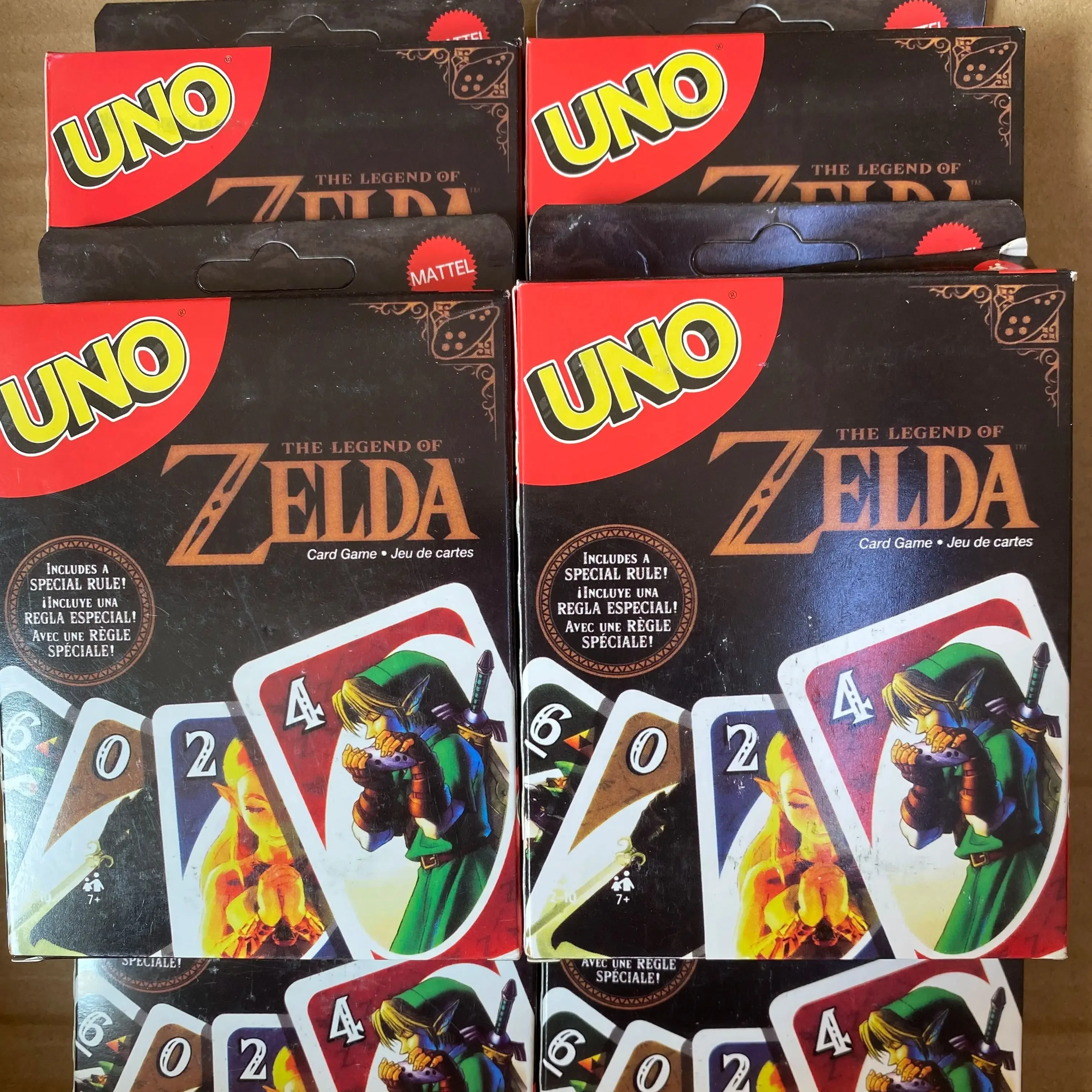 2025 Mattel Games UNO The Legend of Zelda para la noche familiar con gráficos temáticos de programas de televisión y una regla especial