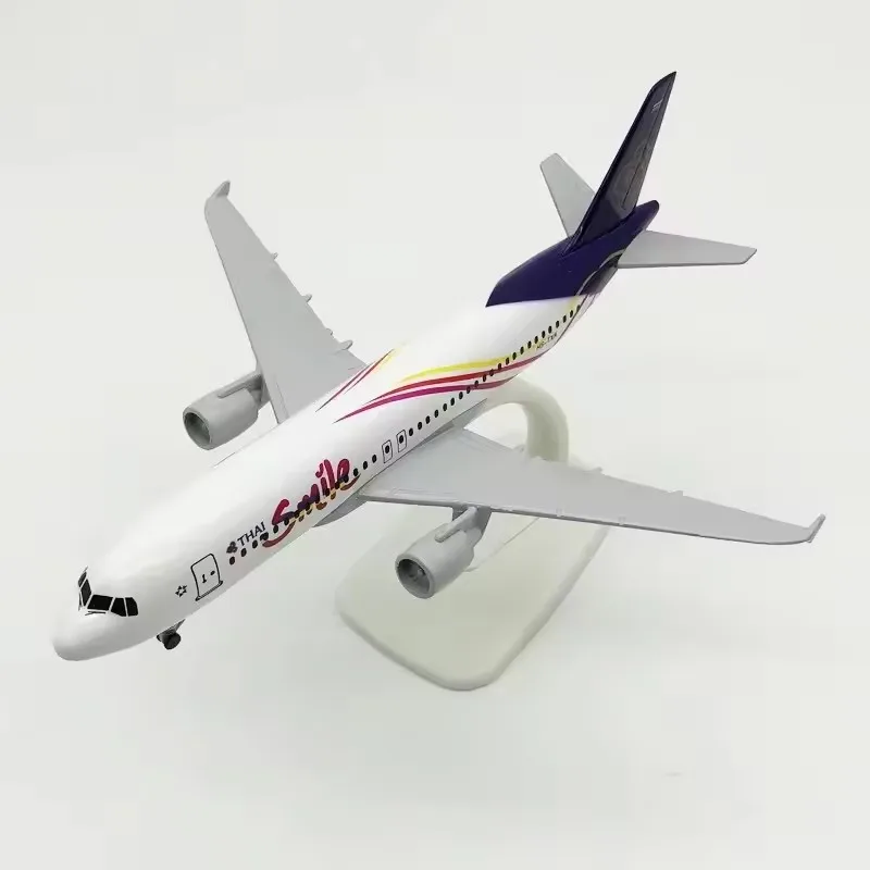 Nouveau Airbus 320 20cm alliage métal thaïlande Airlines jouet A320 modèle d'avion moulé sous pression avion Collections d'avion affichage cadeau