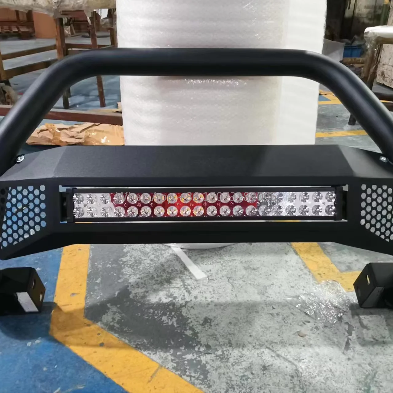 

Wholesale Grille Guard With Led Light Toyota Hilux Bull Bar for 4x4 Outdoor Camping