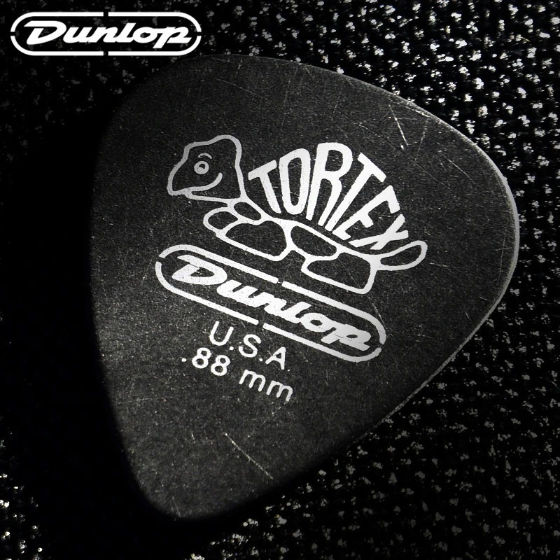 Dunlop    Pick. 488R Tortex BLACK matte non-slip acoustic/electric guitar pick. Thickness: 0.50/0.60/0.73/0.88/1.00/1.14mm.