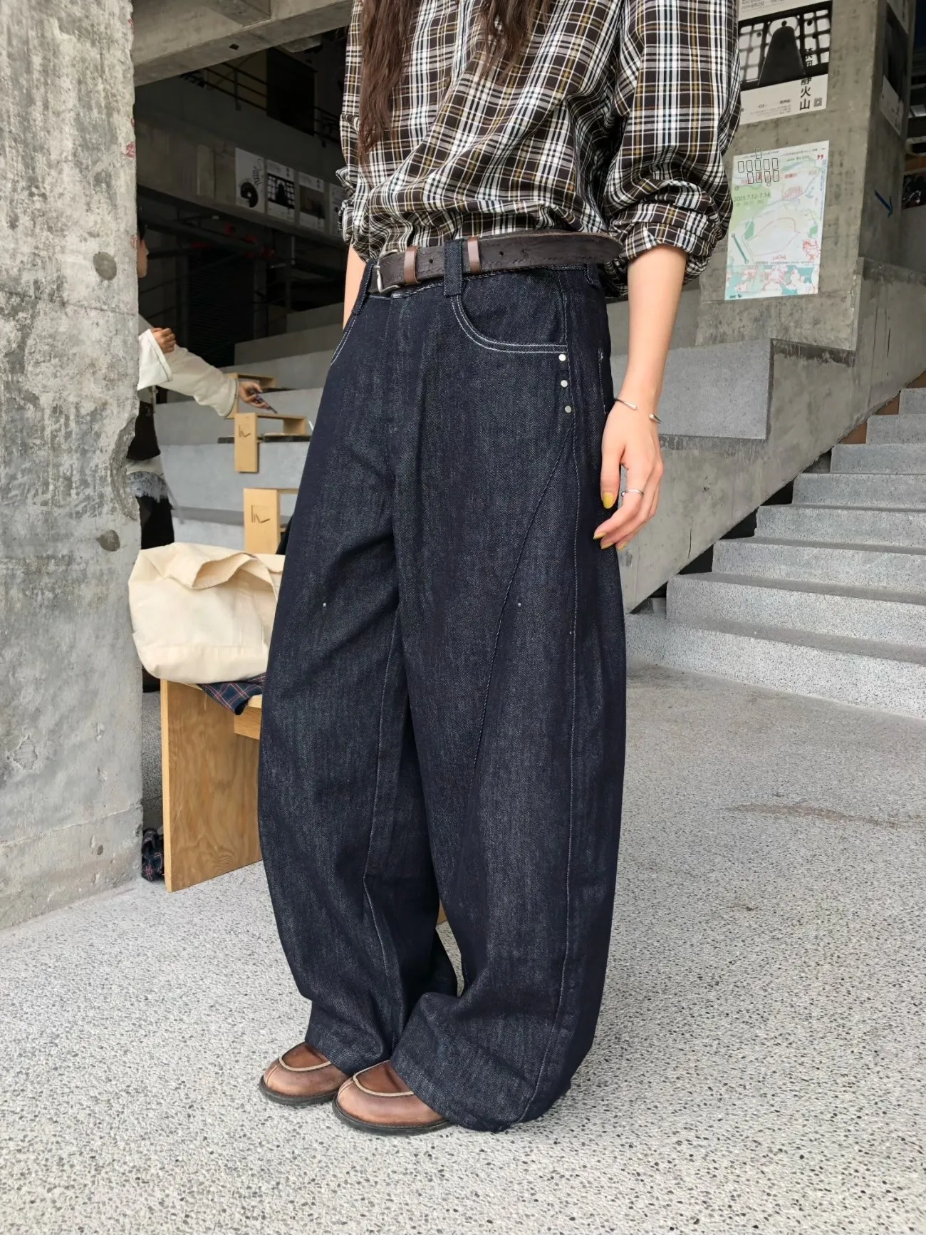 

Повседневные свободные джинсы с широкими штанинами и прямым кроем для молодых женщин, осенняя мода