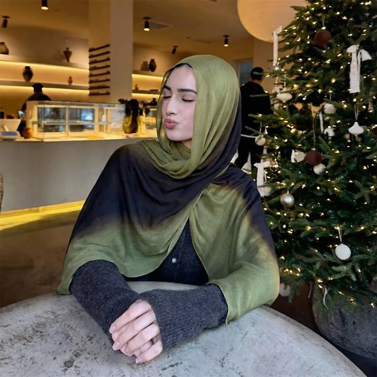 

New Women's Watercolor Hijab Scarf Bandana Headband Vintage Luxury Beach 180cm Long Handkerchief Bohemia Muslim Accessories 2026