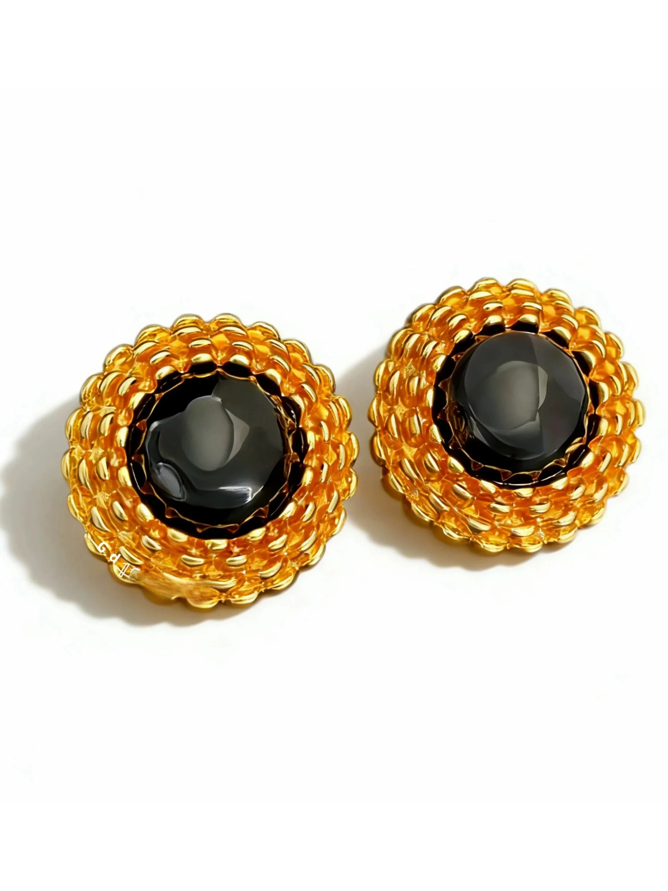 retro-black-gold-woven-round-clip-on-earrings-women's-new-style-fashionable-versatile-simple-elegant-color-alloy-ear-jewelry