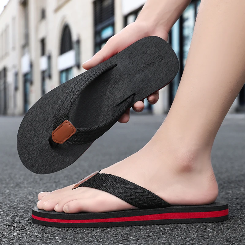 YRZL รองเท้าแตะฤดูร้อนสําหรับผู้ชายรองเท้าแตะชายหาดระบายอากาศไม่ลื่นน้ําหนักเบาสบายรองเท้าแตะผู้ชายรองเท้าลําลองกลางแจ้ง