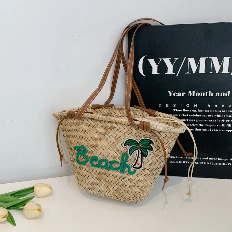 

2026 Summer Woven Straw Beach Bag for Seaside Vacation Fashion Ladies Letter Pattern Shoulder Bag Bohemian Bali Travel Straw Bag