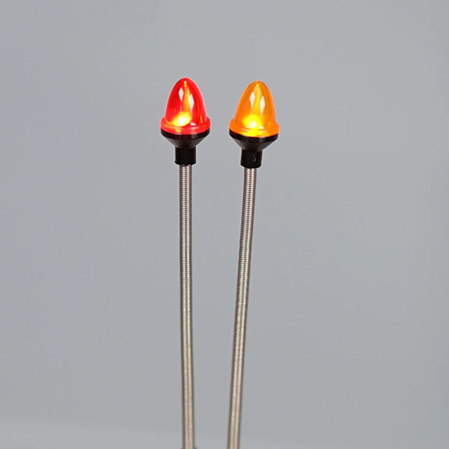 1 Pair LED Plastic Marker Light Side Warning Lamp 2.2V-3V Part for 1/14 DIY Remote Control Tractor Truck Model FH16 770S Vehicle