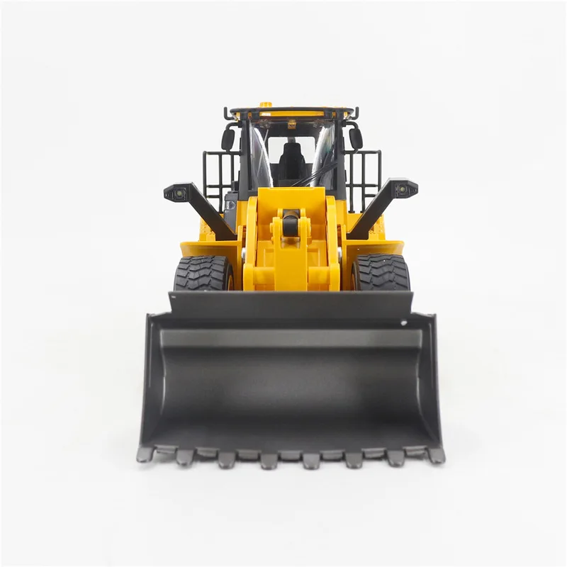 1:16 Scale Remote Control Engineering Vehicle Toy Multifunctional Loader 2.4G 11-Channel Kids Simulation Construction Truck