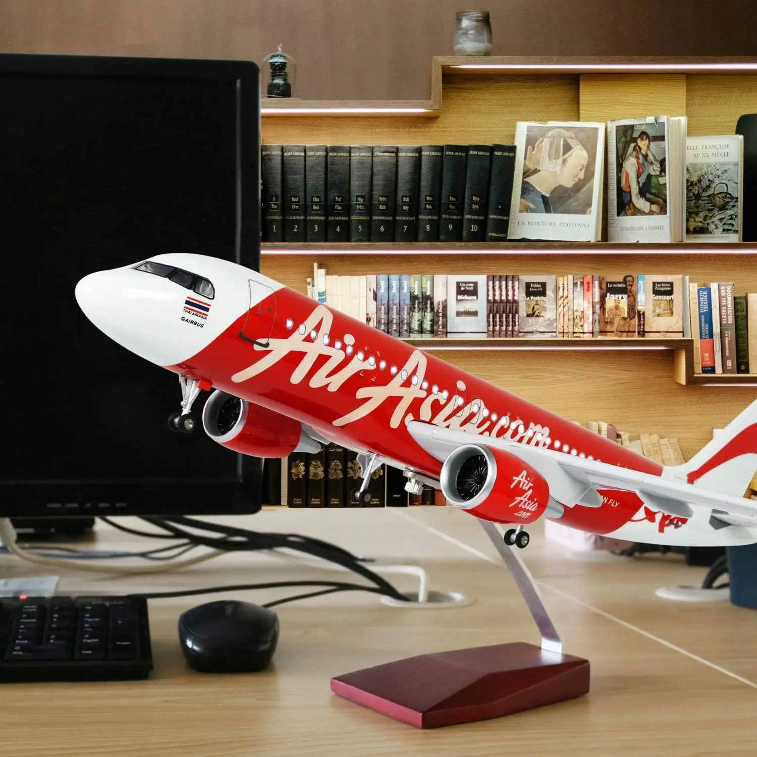 

47cm Airplane Scale 1:85 Airasia Airways A320 Plane Model Kit With LED Landing Gear Resin Diecast Adults Toy Collection Gifts