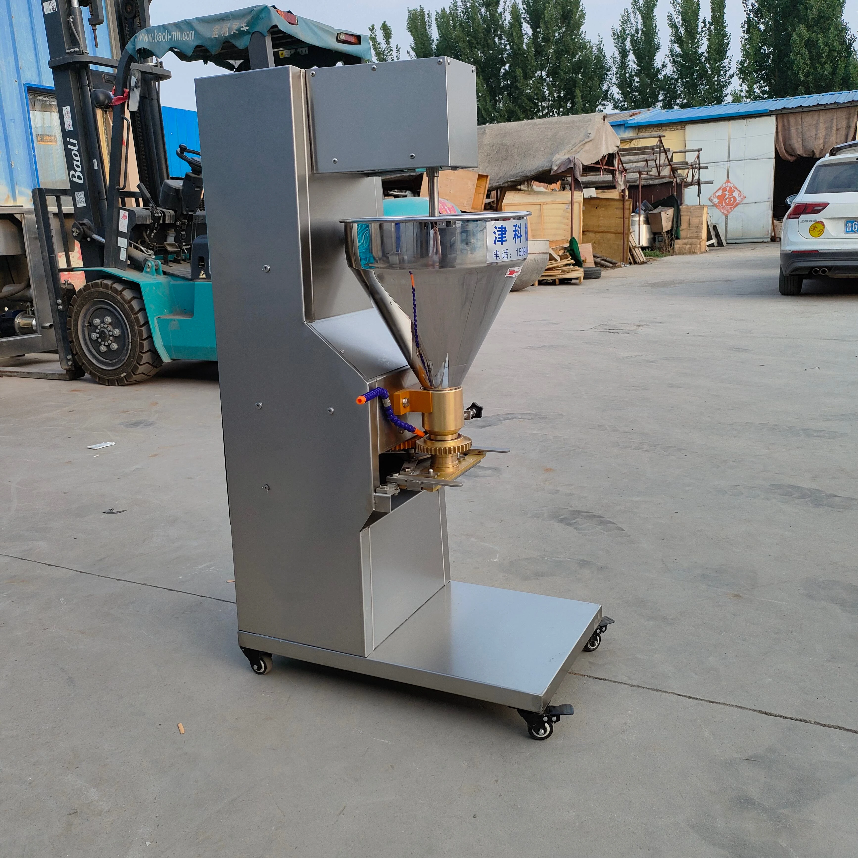 #High Output Professional Full-Automatic Meatball Maker Machine for Croquettes Fishball Beef Ball Versatile Meat Forming Machine