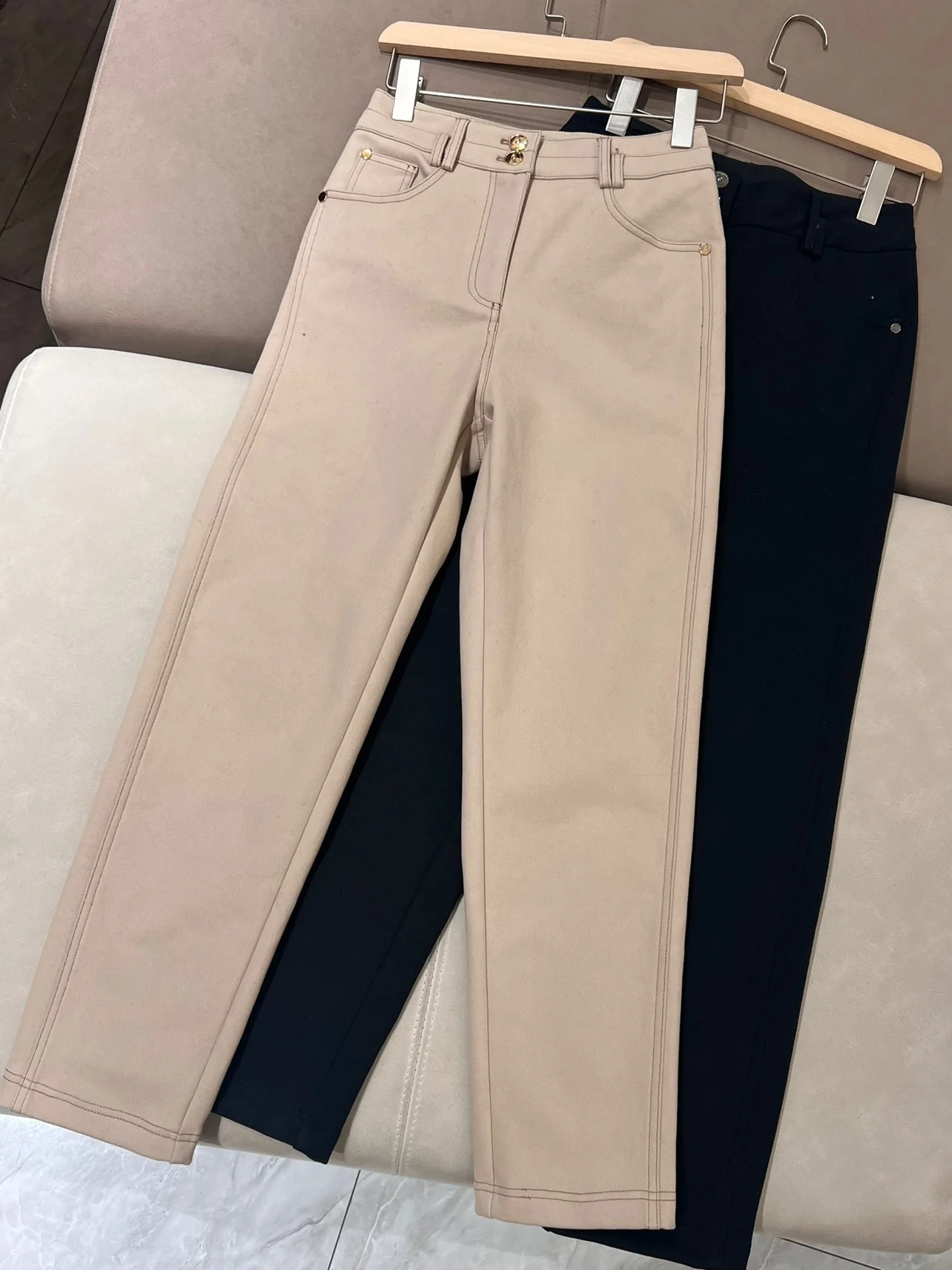 

Women'S New Fall And Winter Padded Jeans High-Waisted Women'S Tapered Pants Simple Exquisite Bead Chain Casual Pants