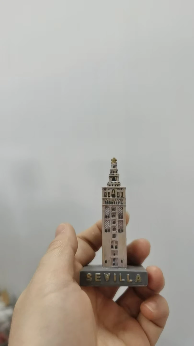 resin figure mental psychological sand table game box court therapy  building sevilla