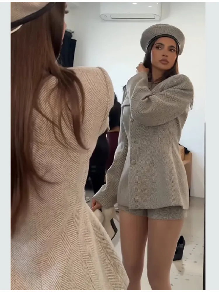 سترة نسائية رائعة كلاسيكية للكتف سترة خريف وشتاء أنيقة بخصر مشدود 2025 جديد برقبة دائرية ملابس خارجية غير رسمية للمكتب #4