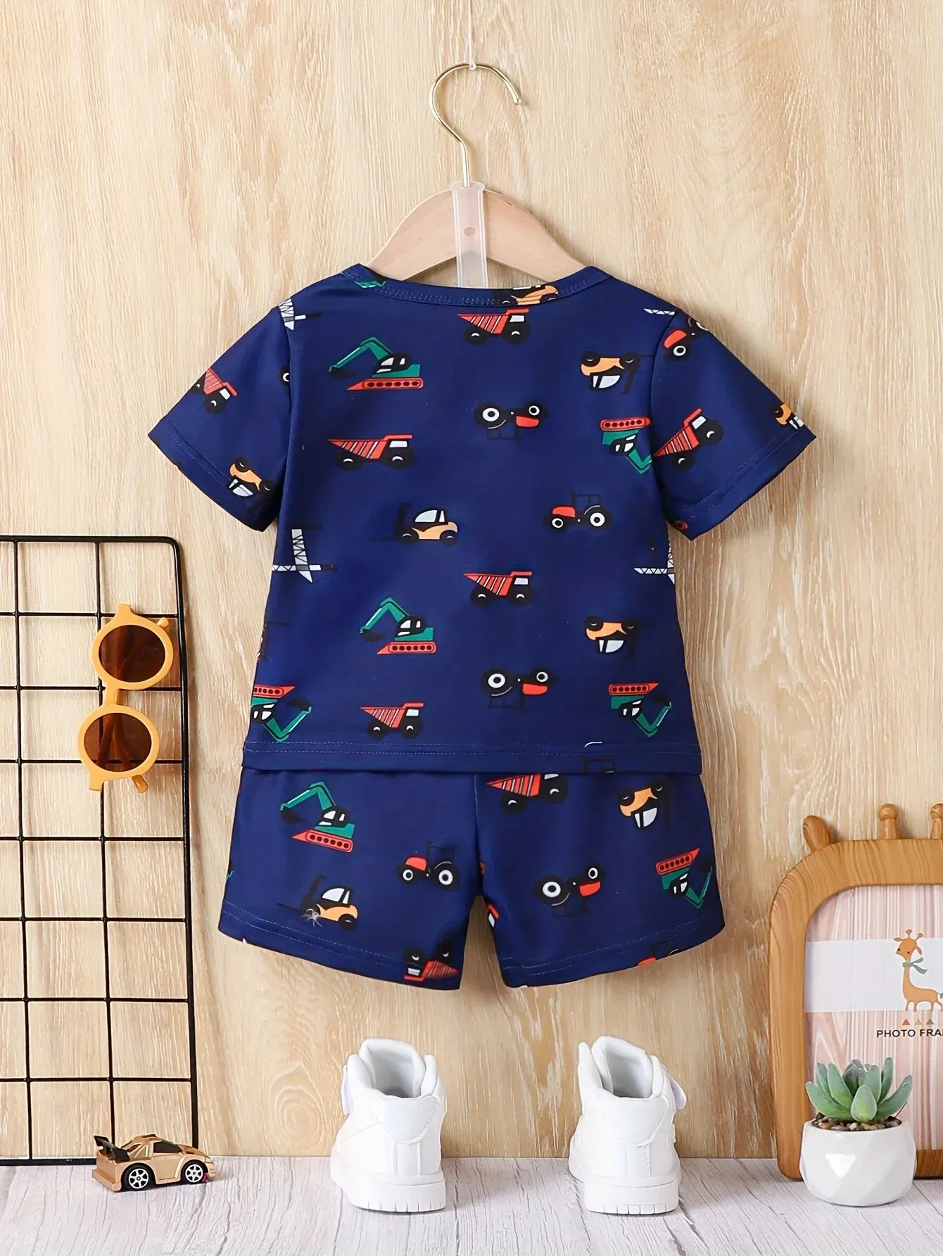 2-Piece Summer Cute Baby Boy Casual Short-sleeved Shorts Outdoor Sports Set Comfortable Breathable Baby Set