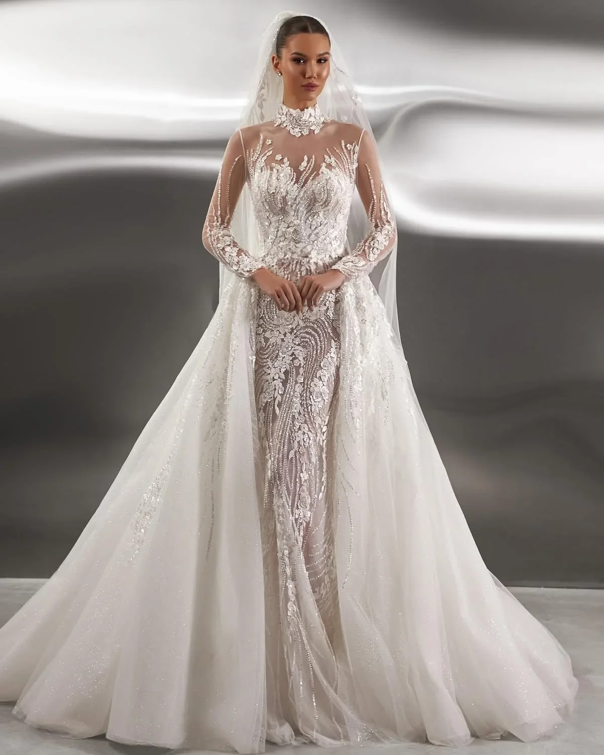 

Luxurious Shiny Mermaid Lace Decal Women's Wedding Dress Sexy High Neck Long Sleeved Detachable Train Bride Dress Customized