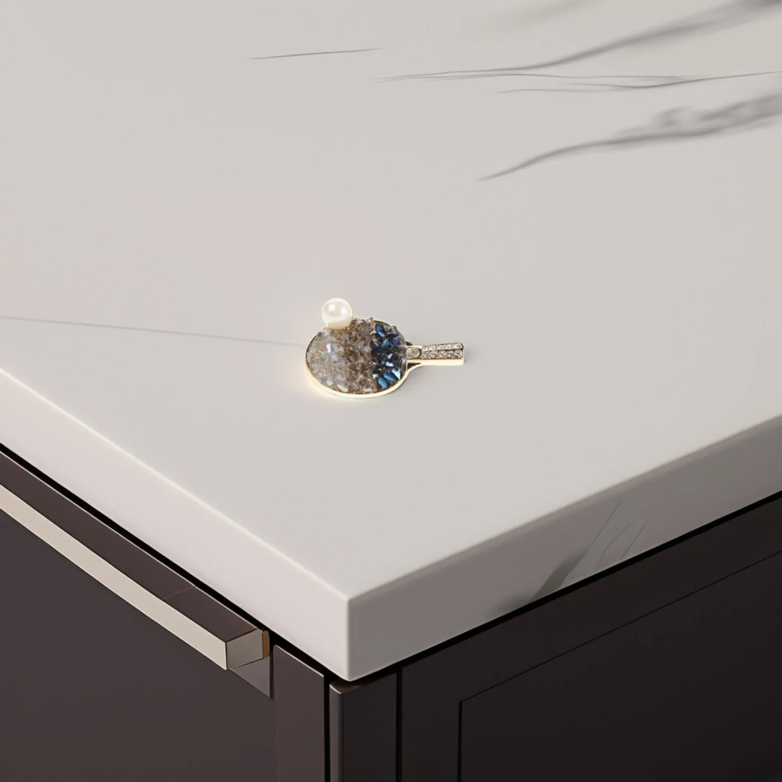 

Table Tennis Racket Brooch Pin Crystal Rhinestone Sports Lapel Pin Dress Scarf Sweater Jewelry Sports Enamel Pins