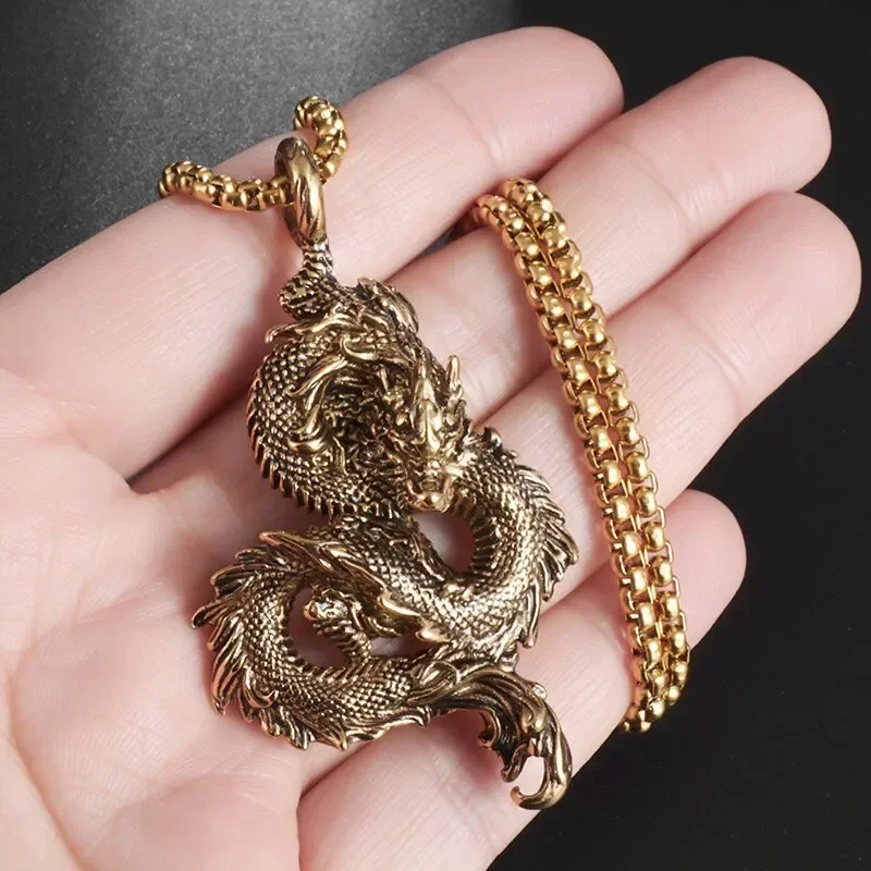 

Retro Ethnic Chinese Zodiac Dragon Pendant Gold Color Necklace Men and Women Punk Style Jewelry Gift