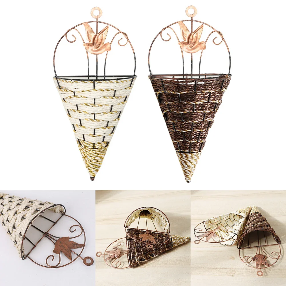Natural Hand-Woven Rattan Conical Flower Pot with Metal Support Frame, Wall Mounted Wicker Plant Holder, Hanging Rattan Vase for