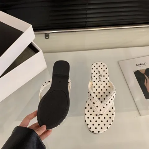 Новые женские шлепанцы с кружевной отделкой, на платформе, в горошек, повседневные летние сандалии-вьетнамки