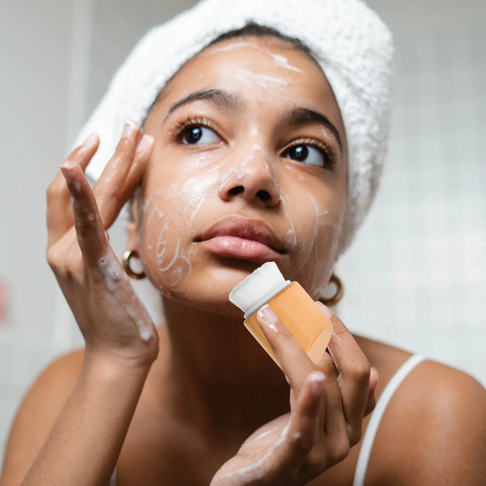 

Beech Wood Facial Cleansing Brush Bristles Gentle Skin Cleaning Exfoliator Portable Face Scrubber Deep Cleansing