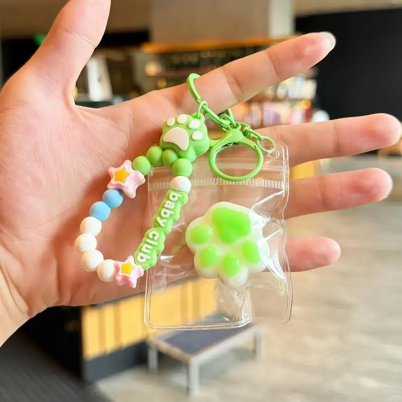 1Pcs Cat Claw Pinch Fun Ice Transparent Cat Claw Keychain Mini Squeeze Toy For Boys And Girls Backpack Pendant Small Gift