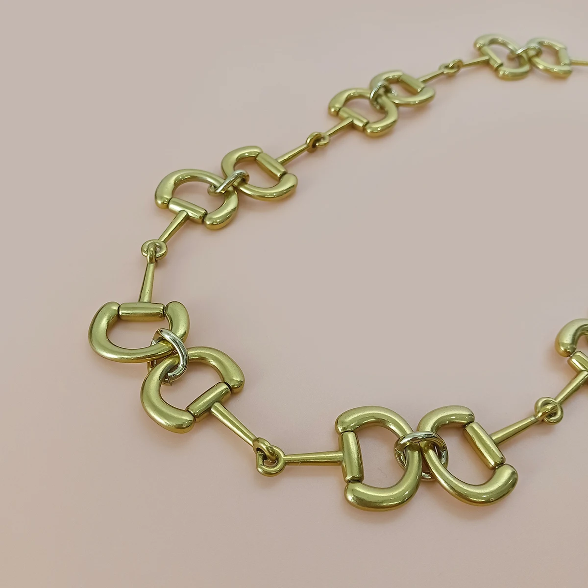 Thumbnail 4 - #23 Compare Waist Chains Before You Buy