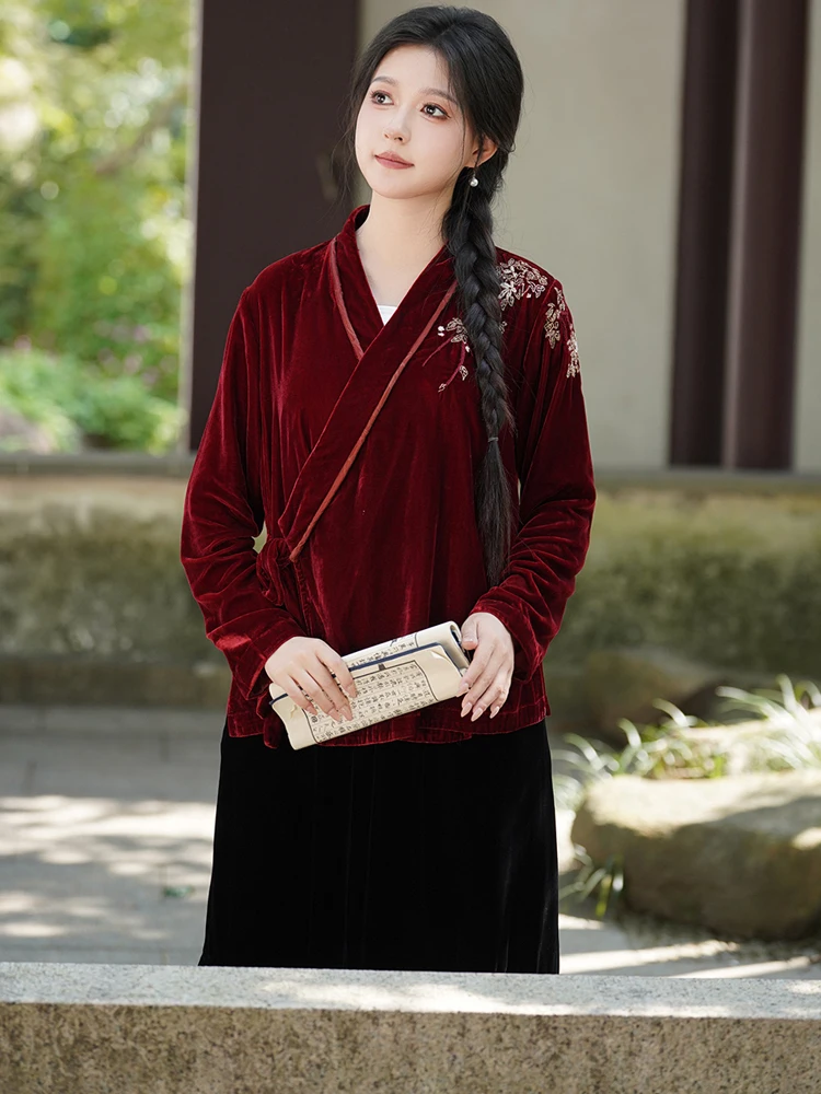 

New Chinese Sle Red Velvet Embroidered Jaet Autumn Spring Seasonal Women's Outerwear Comfortable V-Ne Long Sve Top