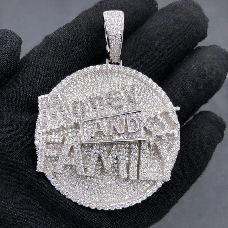 Customized S925 Mozambique Hip Hop Medal Pendant Cuban Necklace - Men's and Women's Micro Ice City Landscape Jewelry