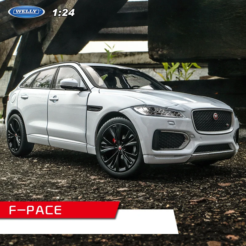 

welly 1:24 Jaguar F-PACE white car alloy car model simulation car decoration collection gift toy Die casting model boy toy