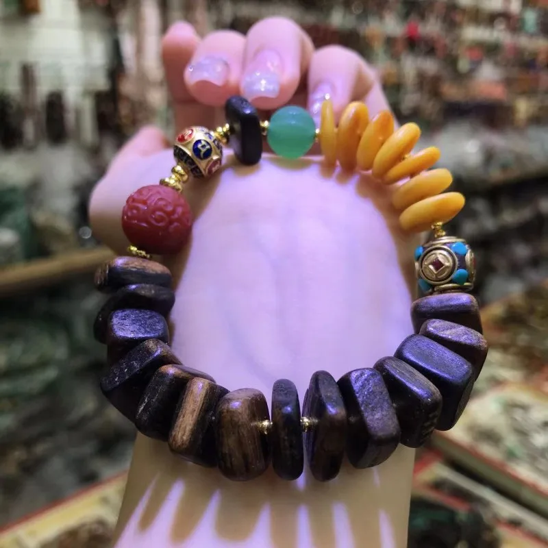 

Beeswax Old Cake Red Agate Lucky Bead Handwoven Multi-Gem Bracelet